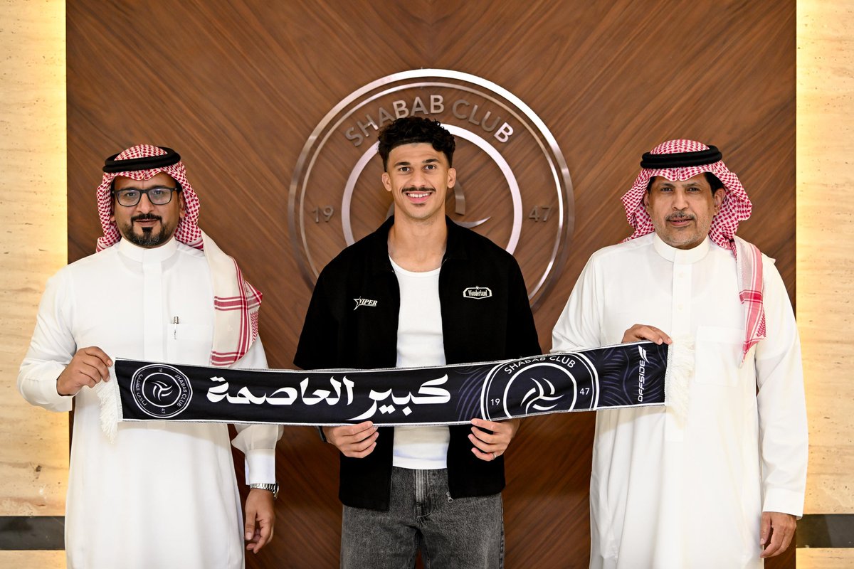 AlShababSaudiFC's tweet image. ✍️ | "العثمان" ينضم لـ #كبير_العاصمة 🤩

#يلا_شباب | #العثمان_شبابي