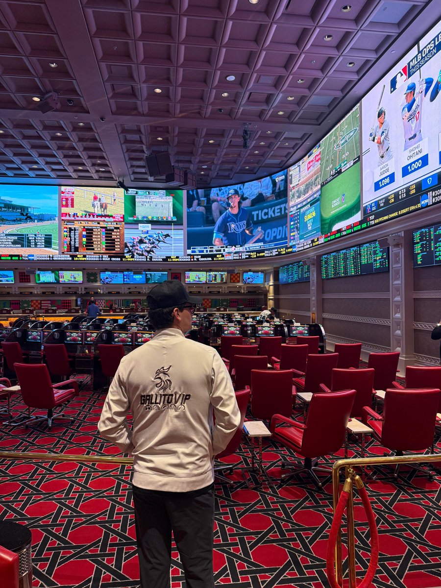 VOLVIMOS A GANAR 🎰

Me está sentando bien Las Vegas 😏

Seguiré dando refills de bank entre todos los que den ♥️, repost y comenten 👇

instagram.com/p/DOefCJsD4ny/…