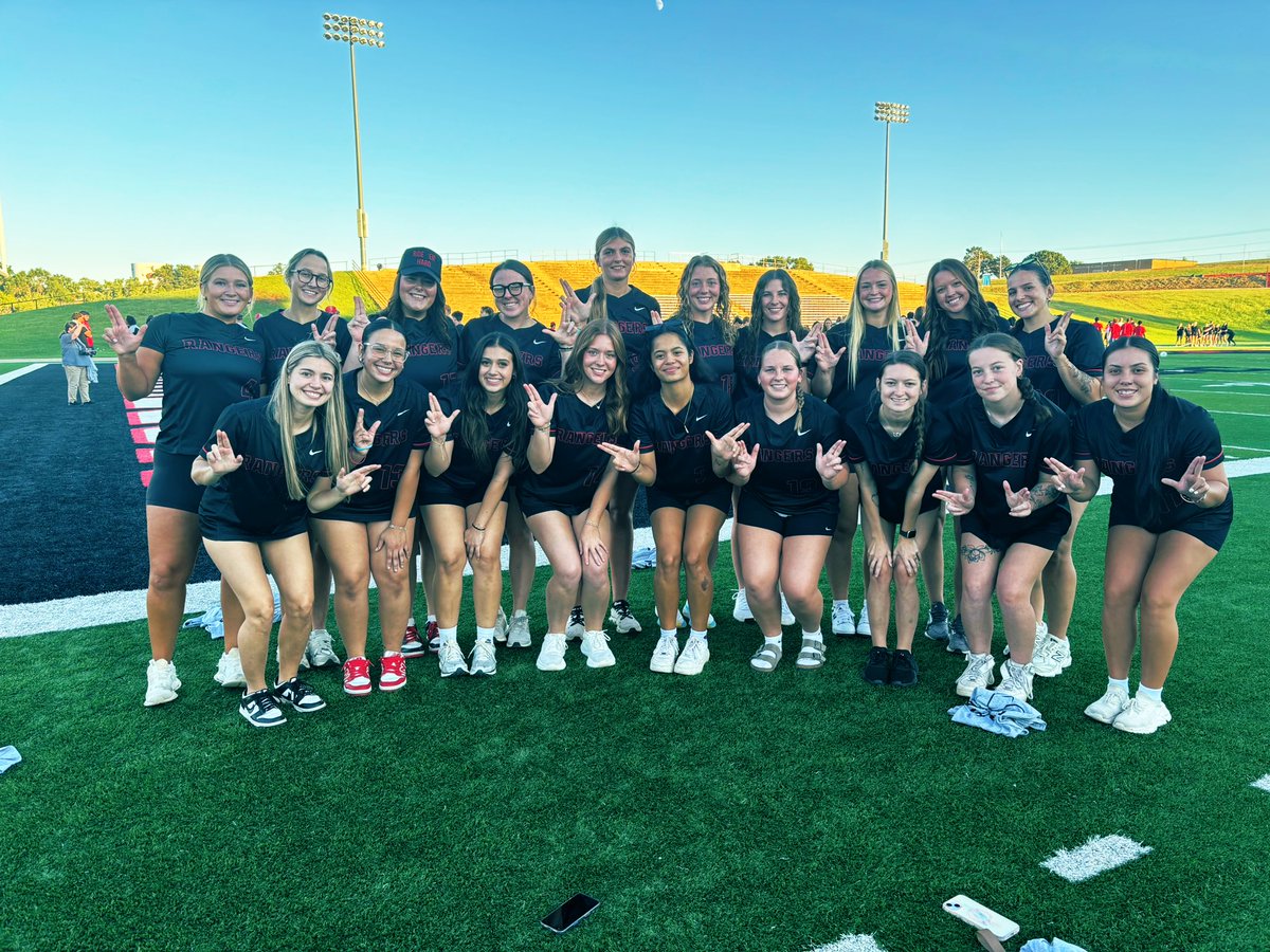 Natalie Ackenhausen tweet media