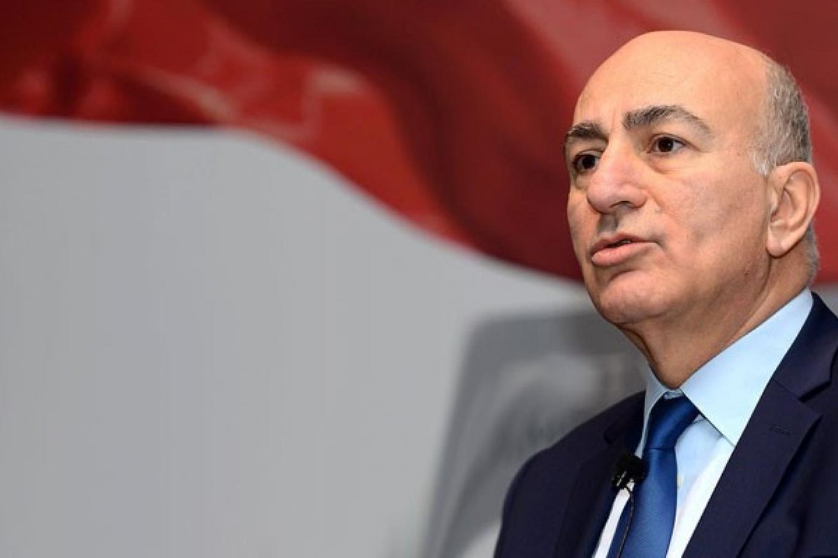 İktisatçı Mahfi Eğilmez:
"👉Yirmi birinci yüzyılın ilk çeyreğinde ekonomi politikasında yapılmaması gereken ne varsa yapmış olmamıza karşın hala ayakta durmayı becermemiz kayıt dışı ekonominin yarattığı paralel evrenin katkısıyla olmuştur.
 
👉İşin en acı yanı bugün geldiğimiz