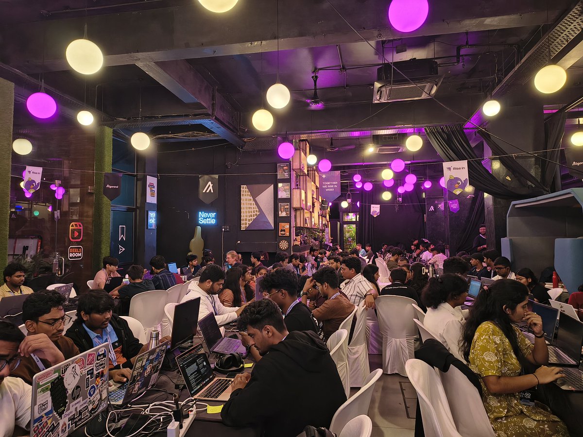 Vignesh57246866's tweet photo. #Day1
#Algohack
@riseinweb3
@algodevs https://t.co/AfndiPgSAH