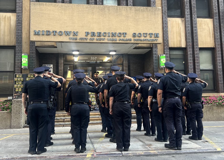 NYPD Midtown South tweet media