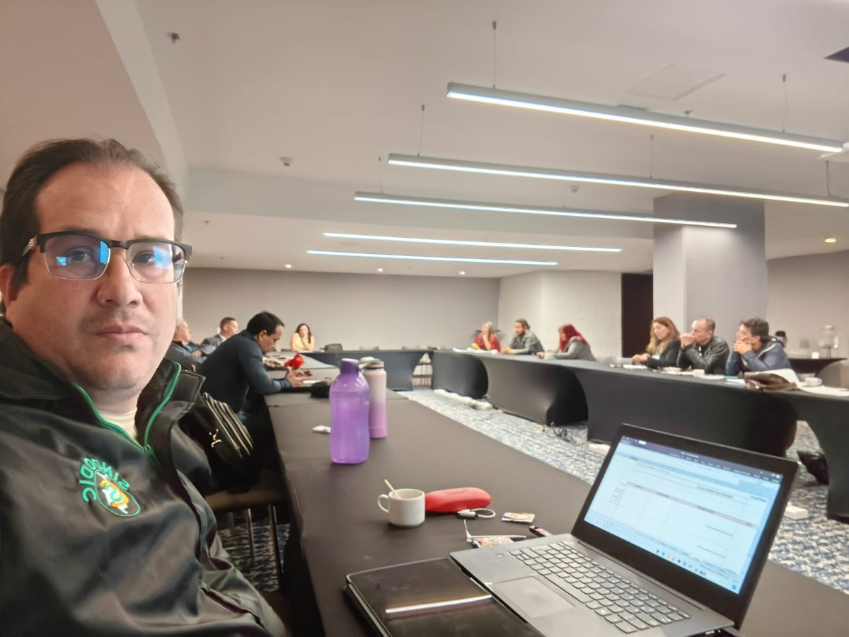 Sindodic's tweet photo. ✅ En la II sesión de negociación CUT - SED, avanzamos en los capítulos de:
📘 Recursos educativos
🏫 Estructuras escolares
👥 Talento humano
🕒 Jornada única
⚖️ Póliza jurídica
🏡 Entornos escolares
SINDODIC sigue trabajando por condiciones dignas para el sector educativo. 💪 https://t.co/z4NFj42lSF