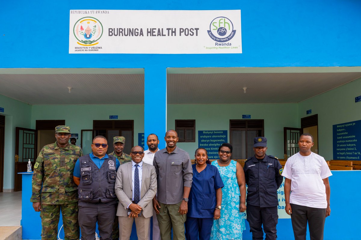 Mu ruzinduko yagiriye mu turere twa Karongi na Rutsiro, Minisitiri <a href="/nsanzimanasabin/">Dr Sabin Nsanzimana</a> yasuye ibitaro bya Kirinda, Kibuye, Murunda, n'ivuriro ryo ku rwego rwa kabiri rya Burunga. Ibiganiro byagarutse kuri gahunda yo kubaka ubushobozi bw'abakora kwa muganga, imibereho myiza yabo,