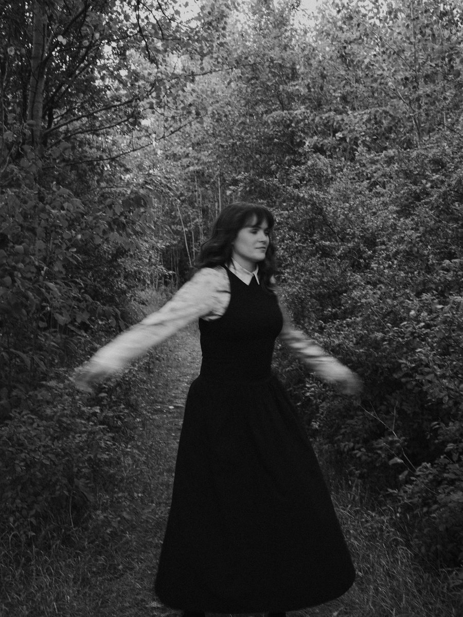 Chloe & the Brainwaves tweet media