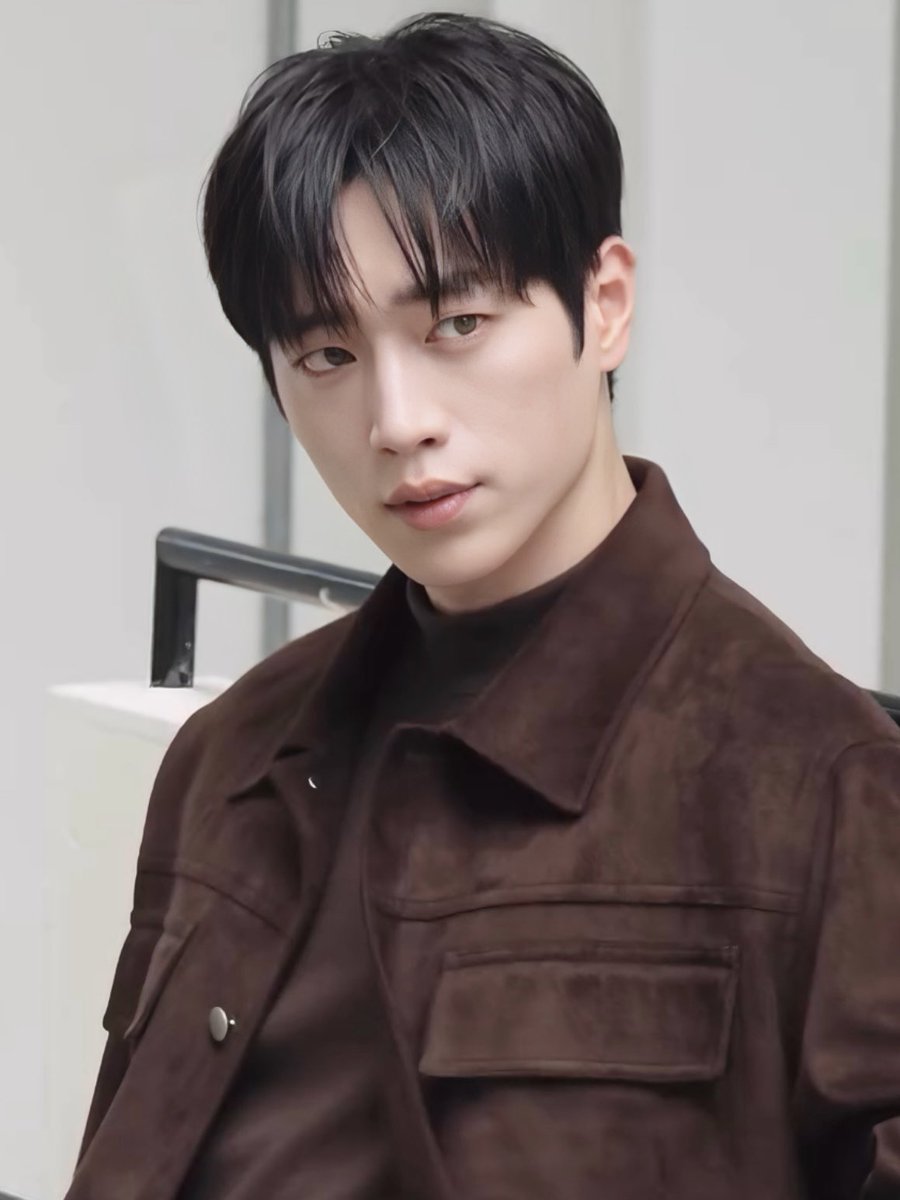 𝔼𝕣𝕚✰︎ tweet media