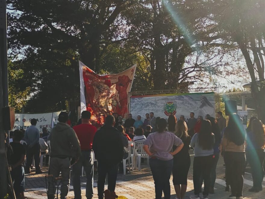 Assine o abaixo-assinado e apoie a construção de unidades de ensino no assentamento Santa Rita de Cássia 2, em Nova Santa Rita, do <a href="/MST_Oficial/">MST Oficial</a> . Link da petição: bit.ly/4gkMpPH