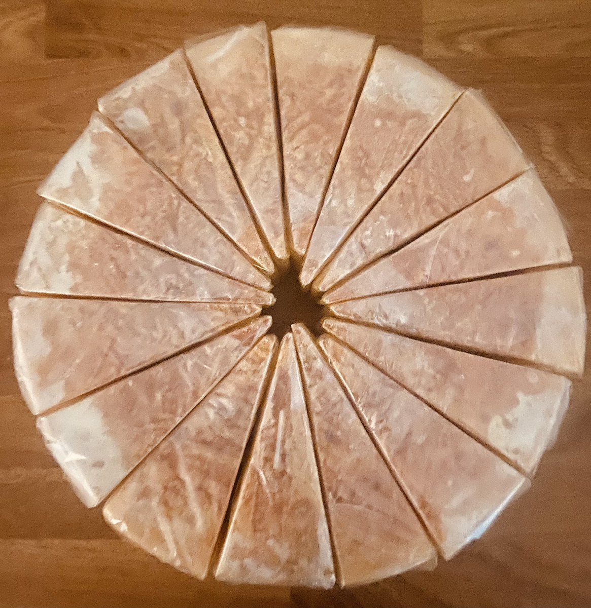 jamesscheese.club tweet media