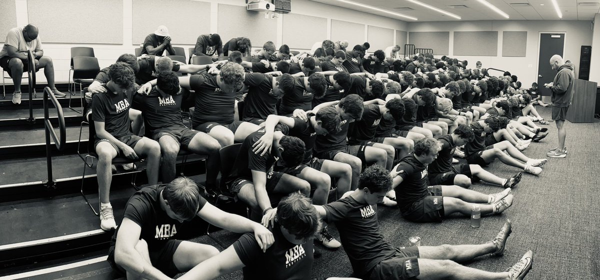 Great word of the week <a href="/MBAFootball/">MBA Football</a> from <a href="/CoachDaleDunlap/">Dale Dunlap</a>. Ecclesiastes 4:9-10 “two are better than one”. #Team127