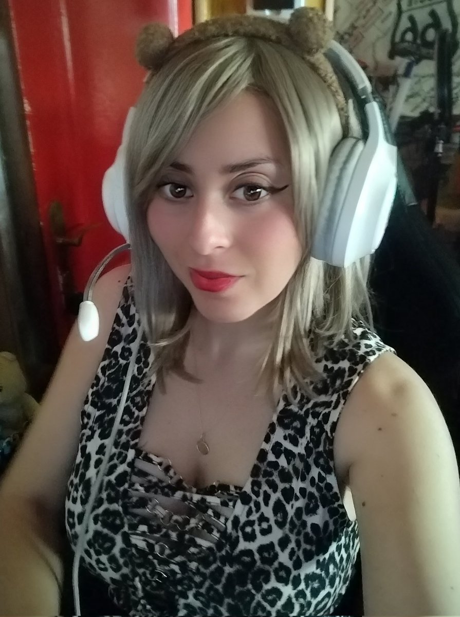 BabyGame7884's tweet photo. Me acompañas  en stream ahora en:
 https://t.co/QiagI9cw1c https://t.co/er3iFyo3BG
