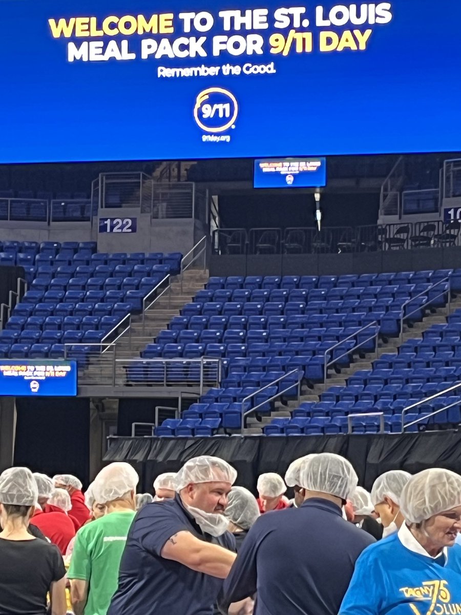 Julie Lally (@julielally2) on Twitter photo 🇺🇸 Inspiring day of community packing meals for <a href="/STLFoodbank/">St. Louis Area Foodbank</a> for <a href="/911day/">9/11 Day</a> <a href="/ChaifetzArena/">Chaifetz Arena</a> 🇺🇸 Inspiring day of community packing meals for <a href="/STLFoodbank/">St. Louis Area Foodbank</a> for <a href="/911day/">9/11 Day</a> <a href="/ChaifetzArena/">Chaifetz Arena</a>
