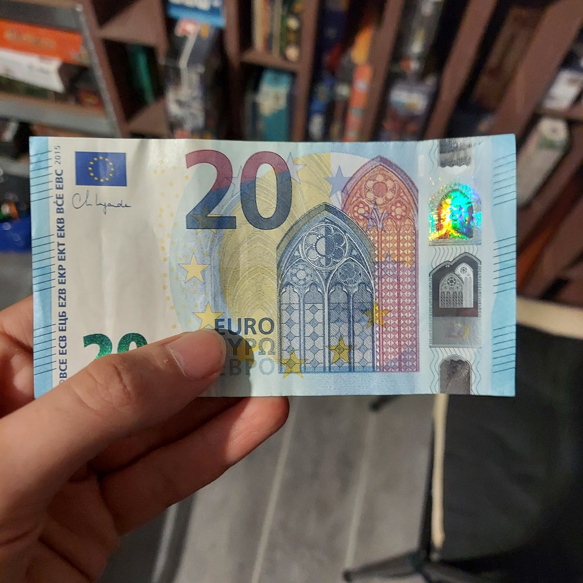 Enfiiiiiiiiin 😭 !!
1ère place au dernier Jab Check.

Ça fait plaisir 😁. 
C'est aussi mon 1er Cashprise à Clermont et double revanche contre Hapi contre qui j'avais jamais gagné (2 looses par le passé).

Aller, ce n'est que le début 🔥!
On continue de s'améliorer !