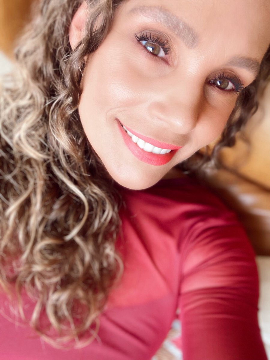 Me cae bien esa gente, que se da cuenta que me cae mal y no me habla. 
🫣😅❣️🤣🤗🙌🏻😎🚗🐰👗