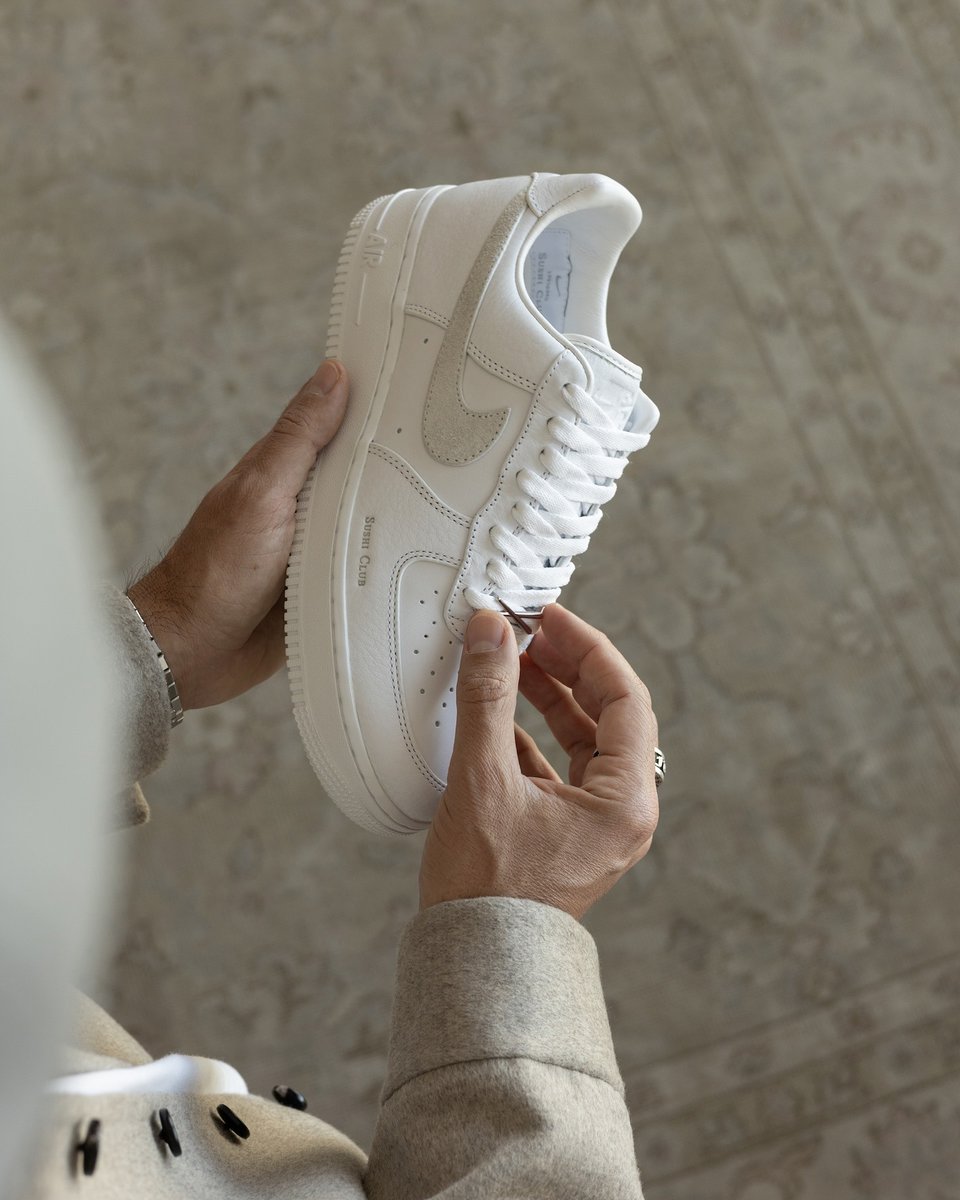 JustFreshKicks's tweet photo. Sushi Club x Nike Air Force 1 Low (2025) 😋🥢 https://t.co/Fjv4xcAN3A