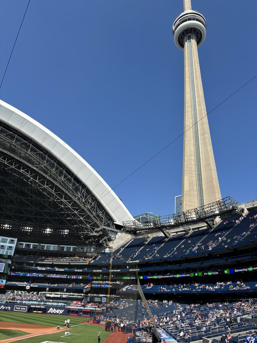 tscottmo's tweet photo. Great day for a ball game! Gausman and the Jays brought the heat today. https://t.co/aA8AFoYZQu