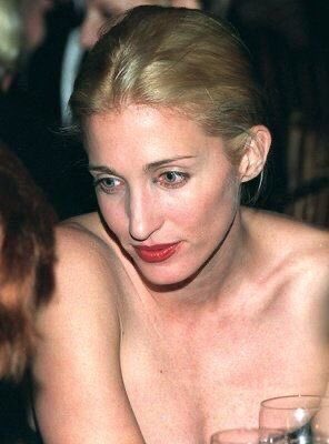 poshdelrey's tweet image. a phenotype so poetic, so aristocratic… this is a face homer would write about.