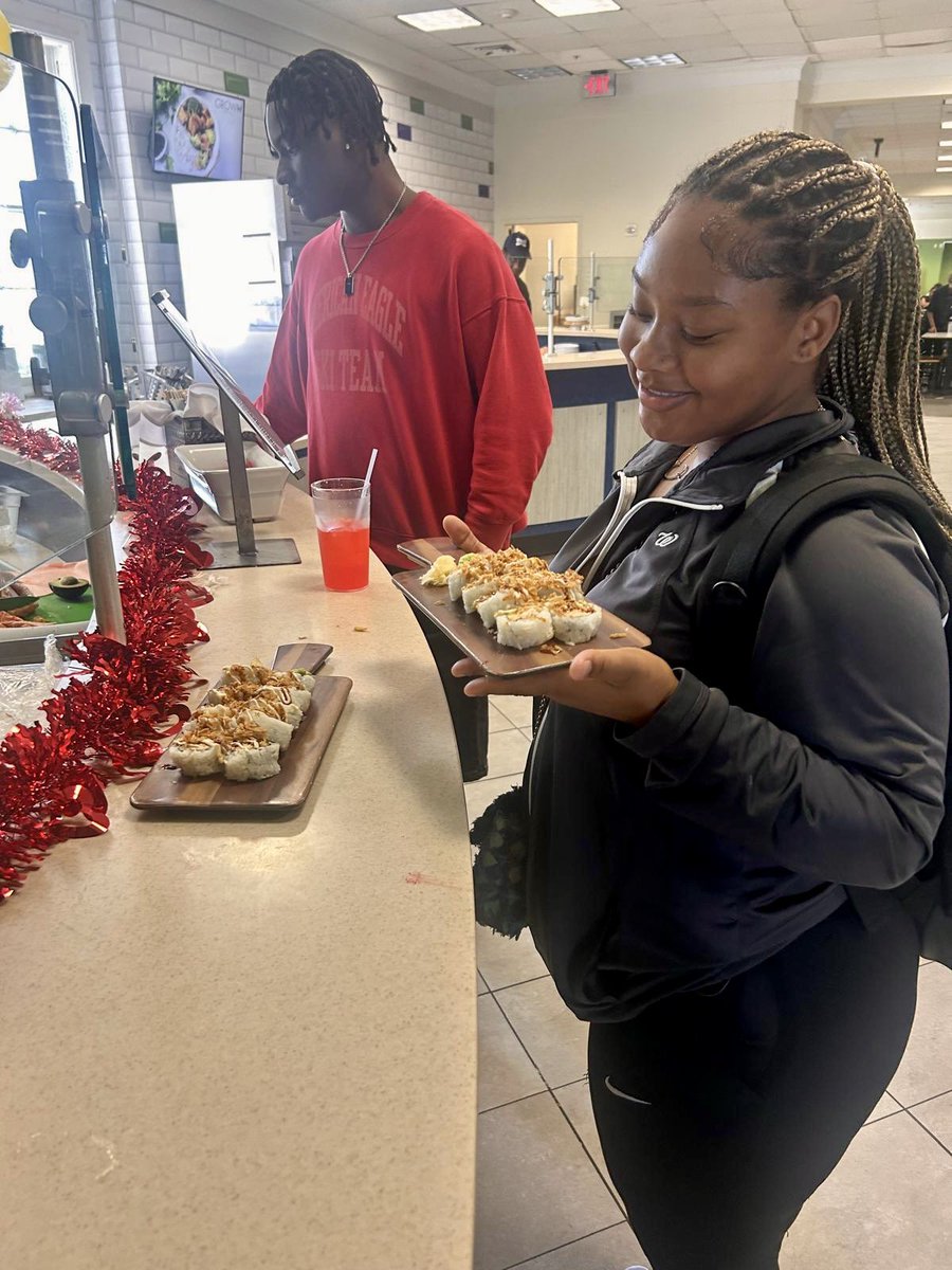 Dillard Dining tweet media