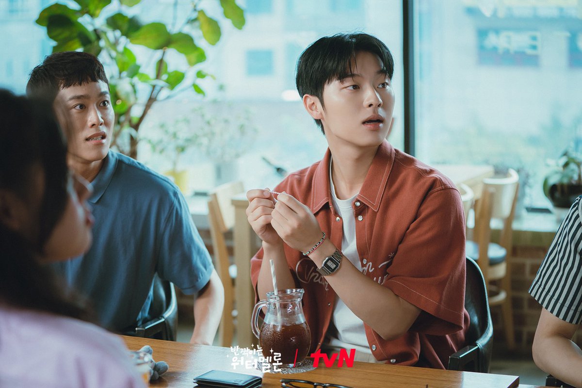 hyunwookfile's tweet image. forever mourning the unreleased cheongchan scene we could’ve had… 💔