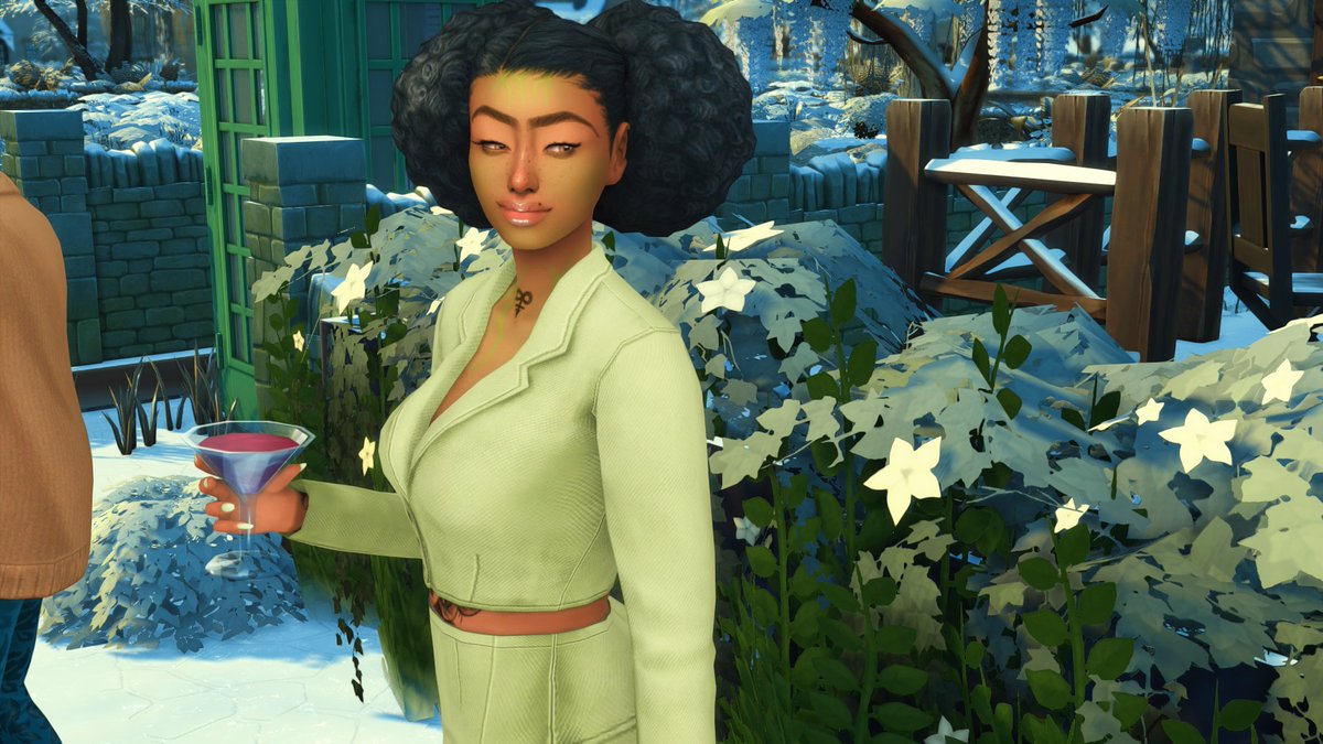 She's so pretty! Even with the Greenie Meanie Ailment on her face!