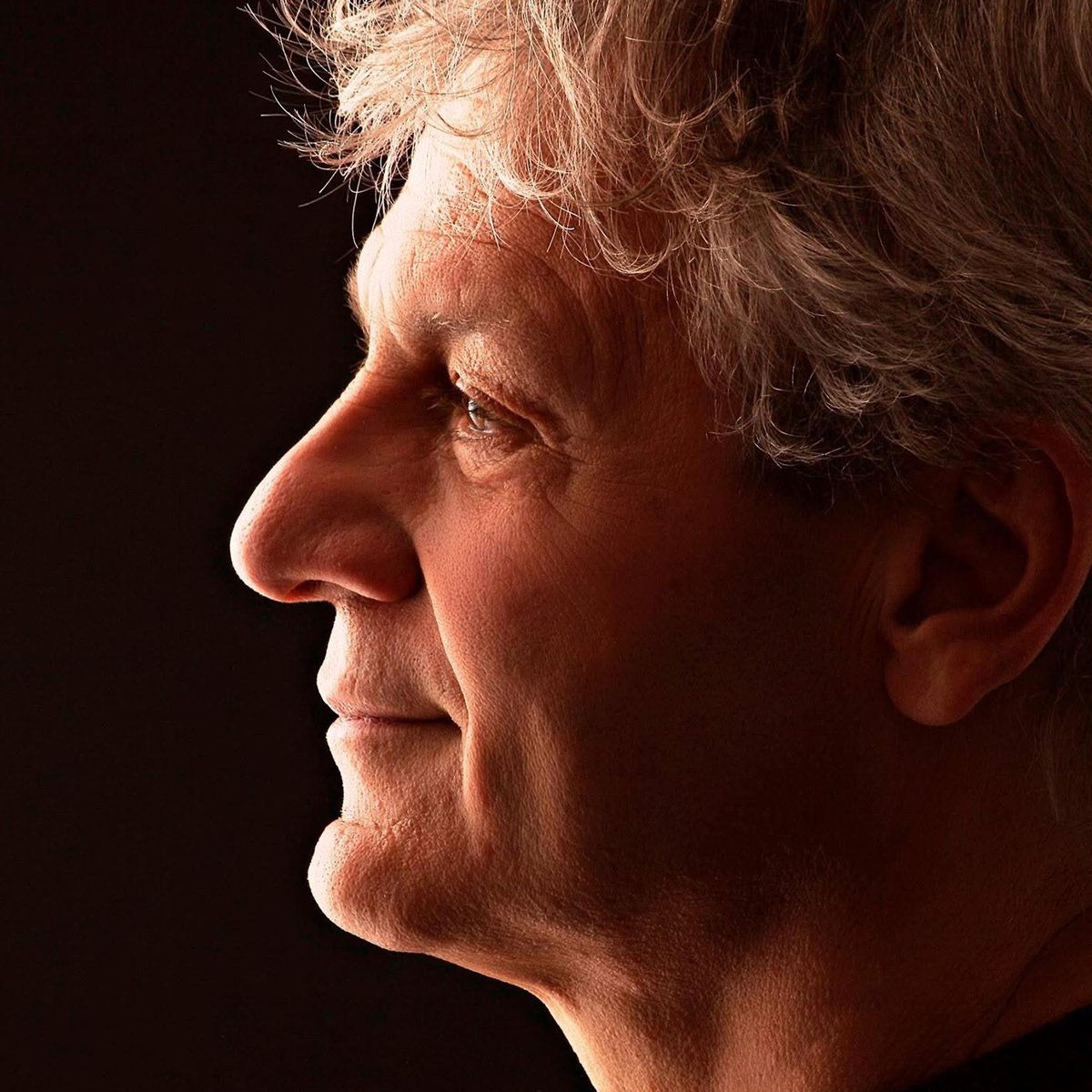 LABBACIofficiel's tweet image. LABBACI unveils: 
@FabioCalvetti 
Architect of Silence and Soul

Fabio Calvetti x LABBACI ART GALLERY
Where silence becomes structure. Where art becomes initiation.

#FabioCalvetti #LABBACIArt #SoulArchitecture  #SymbolicResonance #LABBACIUniverse