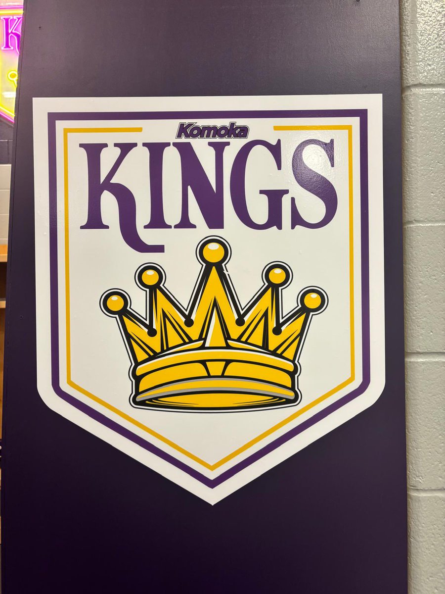 Putting the final touches on the room ahead of our home opener on Saturday! 🤩

We host the Waterloo Siskins at the Wellness Centre Saturday night, with puck dropping 7:15pm! 

We’ll have a pregame BBQ and DJ courtesy of the Komoka-Kilworth Optimists! We’ll see you there!