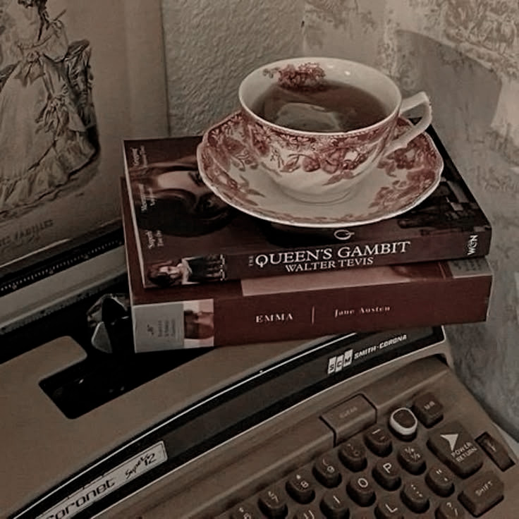 witheathers's tweet image. ͏͏͏͏͏͏             
               𑁍  °     (    𝐻𝑒𝑎𝑡ℎ𝑒𝑟   )     🌹
                           
            she   dainty   stepped  into   the   haze
            tripping over her own serene thoughs
            she  could  smell   bouquets  of  roses

͏͏͏͏͏͏ ͏͏͏͏͏͏ ͏͏͏͏͏͏