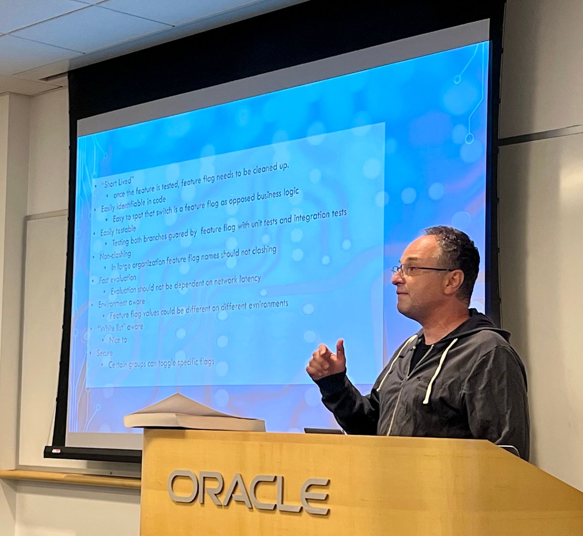 BostonJavaUsers's tweet image. BJU ACM’s Henry Naftulin presenting on feature flags