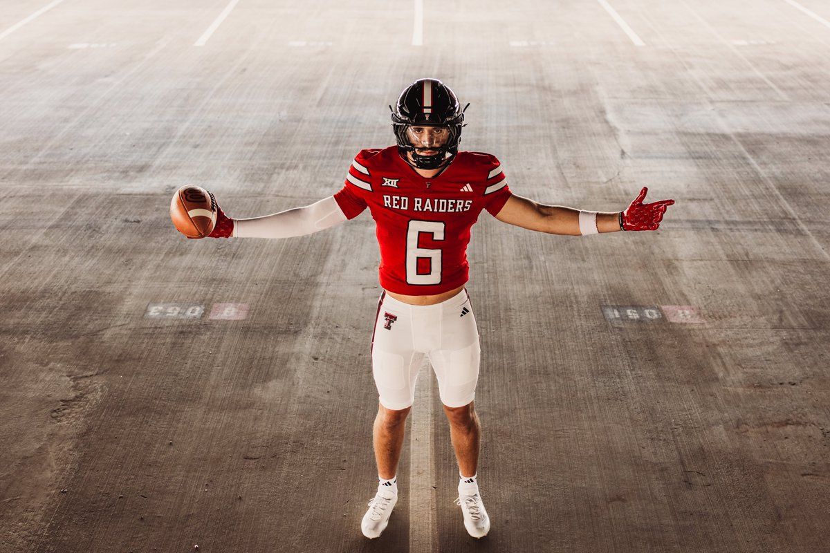 TexasTechFB's tweet image. ⚫️🔴⚪️