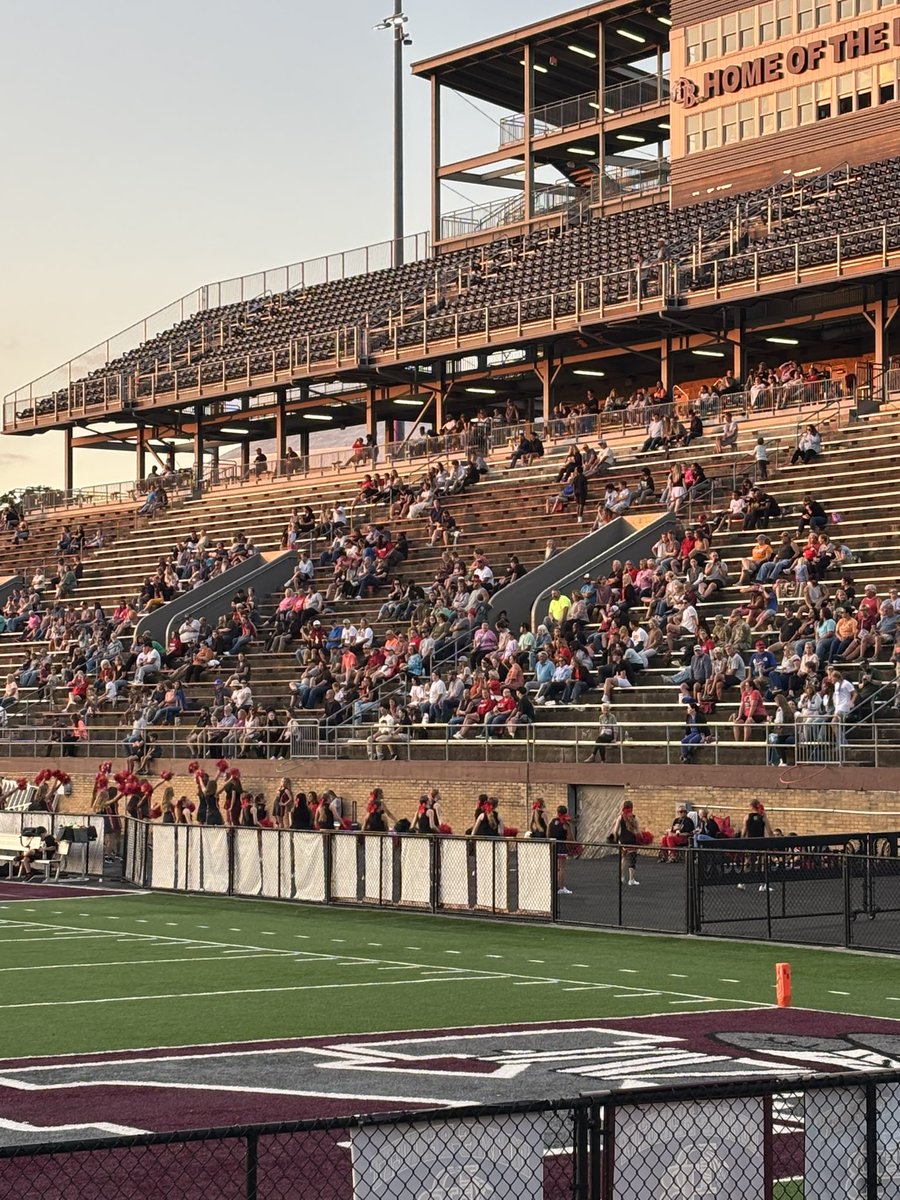 JSMS_Athletics's tweet image. Beautiful night for football!! Great 40-20 win by the Warriors over Church Hill. Great job by dance, cheer, and the JSMS band. We have so many talented students at Sevier! Go Warriors! @KCS_Sevier