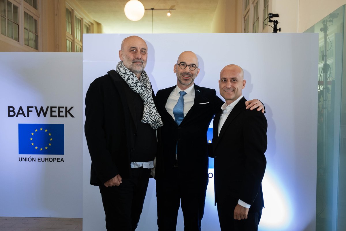 cyprusargentina's tweet photo. 🇪🇺✨ Una semana después seguimos celebrando el desfile “Europa inspira, Argentina diseña” en #BAFWEEK, realizado junto a la UE en Argentina, sus Estados miembros y @upalermo 🎉. https://t.co/FBjb5hQMCZ