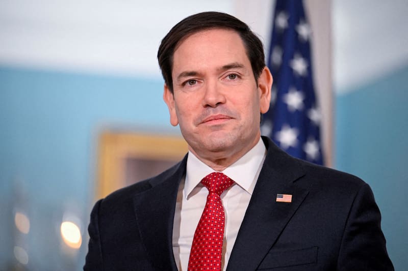 #USA #EEUU
Usted tiene una imagen favorable o desfavorable del Secretario de Estado de USA, Marco Rubio <a href="/marcorubio/">Marco Rubio</a>?

🔁 Desfavorable 
❤️ Favorable