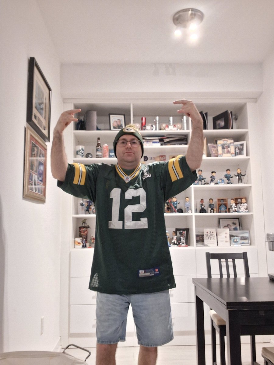 Zakman200's tweet photo. Week 2 #GoPackGo #BeatCommanders #ThursdayNightFootball @NFL @packers https://t.co/4di7AKwJnf