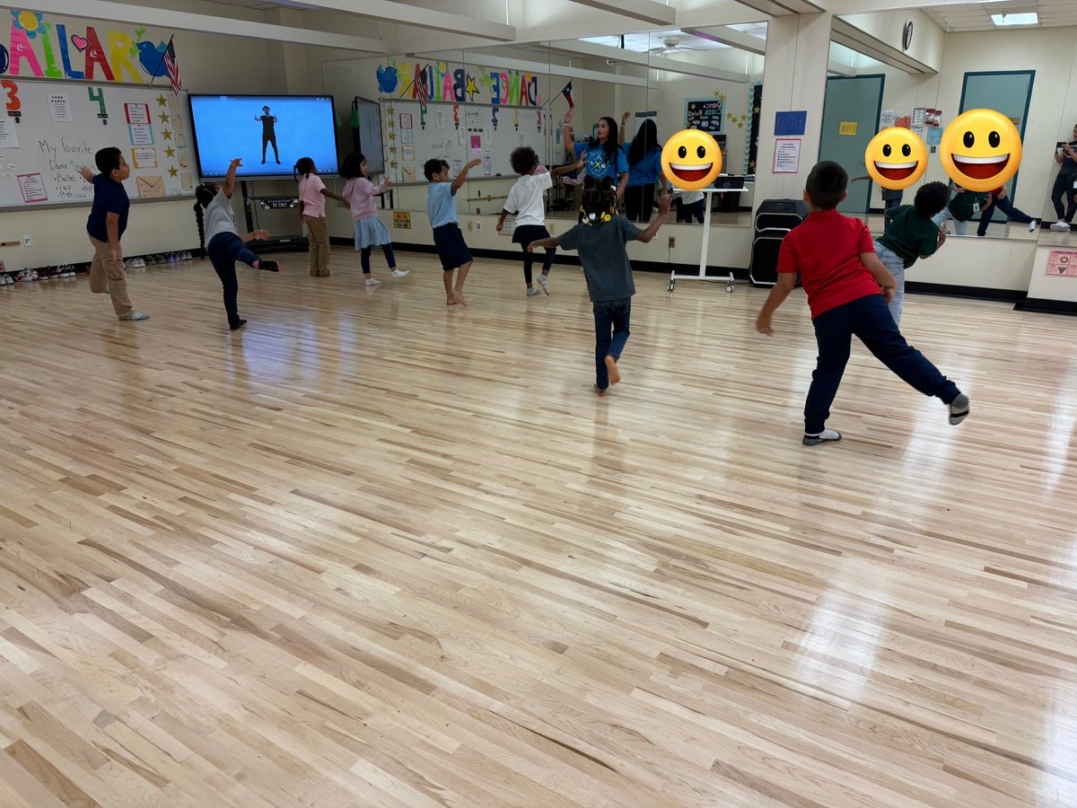 Cristina Salais tweet media