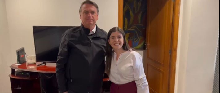 Santoz Allegro (@santozallegro) on Twitter photo Algún comentario Diputada <a href="/BarchiesiDip/">Diputada Chiara Barchiesi 🇨🇱</a> …???
Qué se siente admirar a un delincuente condenado por intento de golpe de estado…??? Algún comentario Diputada <a href="/BarchiesiDip/">Diputada Chiara Barchiesi 🇨🇱</a> …???
Qué se siente admirar a un delincuente condenado por intento de golpe de estado…???