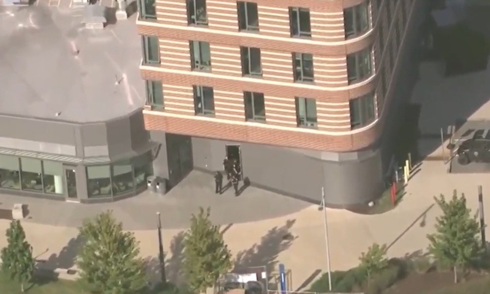 GalacticScope's tweet image. 🚨 UPDATE: UMass Boston Shooter Scare 🚨

This afternoon, Sept 11, 2025, UMass Boston went on lockdown after reports of a possible active shooter near the Edward M. Kennedy Institute &amp;amp; Residence Hall East.

🔴 Students were told: “Shelter in place, lock doors, do not open unless…