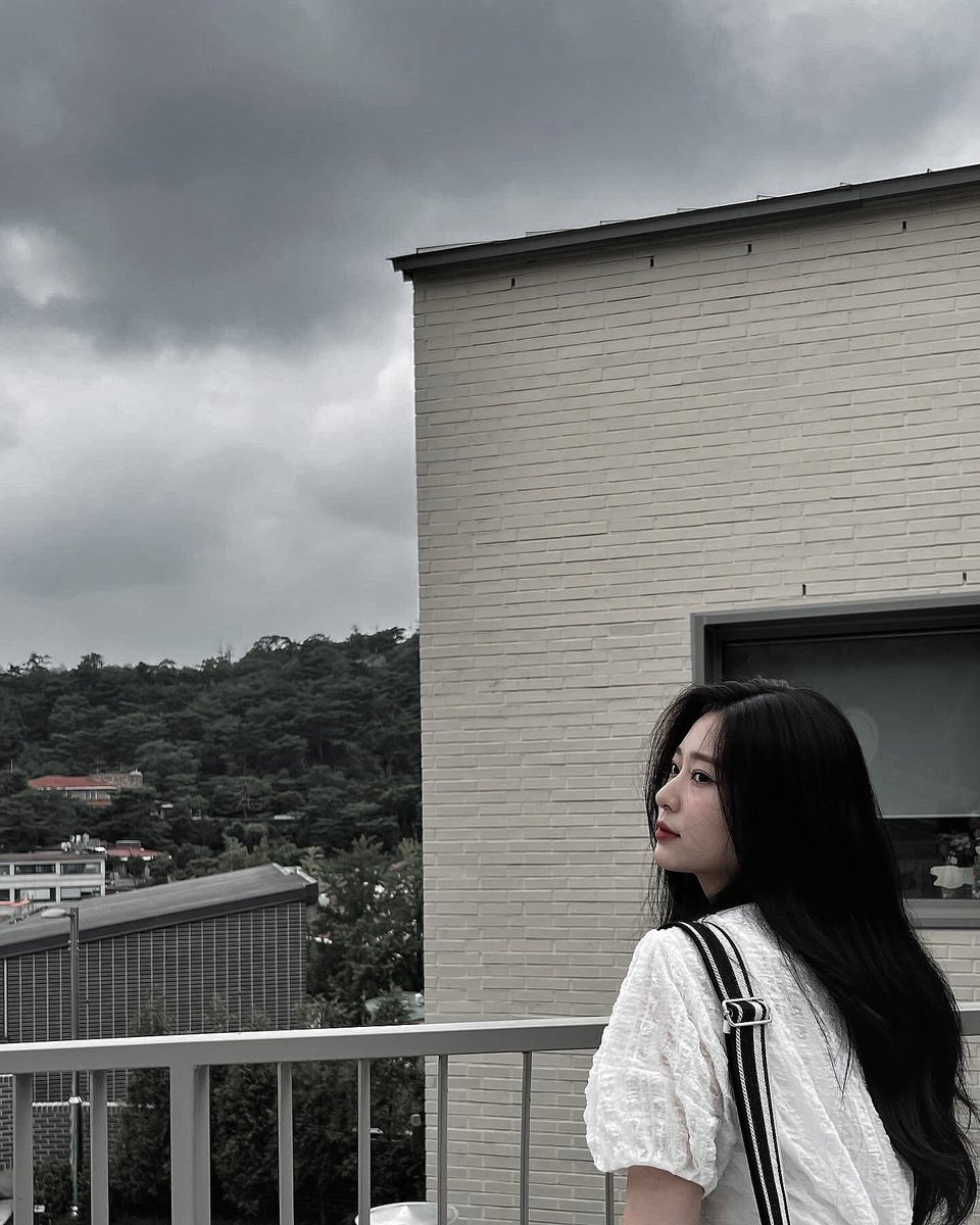 witheathers's tweet image. ͏͏͏͏͏͏             
         ₊˚ ‿︵‿︵‿︵୨୧ · · ♡ · · ୨୧‿︵‿︵‿︵ ˚₊
                           
            today is a canvas dipped in soft light
            paint  it with  grace,  love,   and  little 
            moments of wonder 

͏͏͏͏͏͏ ͏͏͏͏͏͏ ͏͏͏͏͏͏