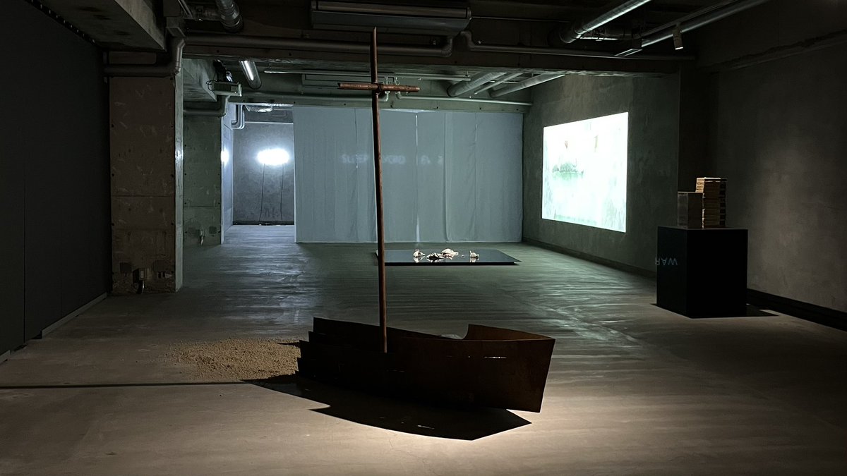 √K Contemporaryにて「Being - PEACE is a Verb -」
戦争期を生きた物故作家と戦争を知らない若手作家の共鳴を意図した展覧会。明日まで