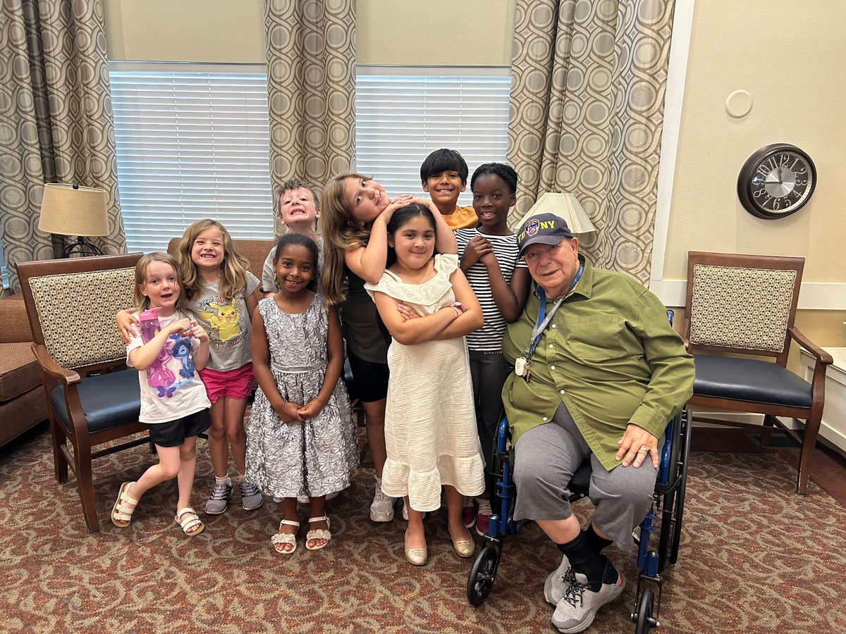 RiseUpAcademyNW's tweet photo. #TBT Our students met Tony, a retired FDNY firefighter who lived through 9/11. His story of courage &amp; sacrifice gave them a powerful lesson on heroism. ❤️🚒 #NeverForget #HeroesAmongUs #RiseUpAcademy https://t.co/0GbsByTIk6