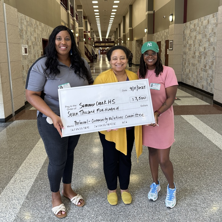 HumbleISD_SCHS's tweet photo. Summer Creek wants to thank 🤗
the Balmoral POA and Community Relations Committee for their VERY generous donation to our school! 

We are grateful for their support and donation to the students and staff at SC. Thank you!!! https://t.co/U14yOoxmnh
