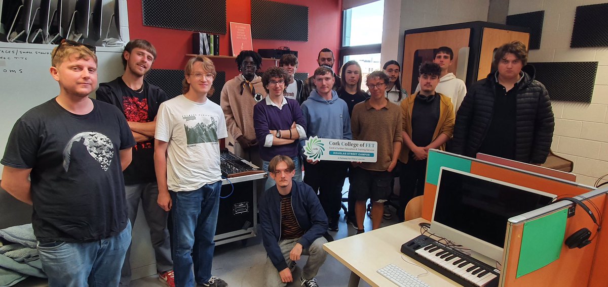 DouglasSt_CCFET's tweet image. #soundproduction Soundtracks &amp;amp; Sound Design (Sound Production) QQI Level 5 students looking forward to starting their studies at Douglas Street Campus.🎼🎙️
 #classof2026 #newchapterbegins #learningisfun #soundtrack #soundbooth #music @ThisisFet @QQI_connect @CorkETB @DSC_Erasmus