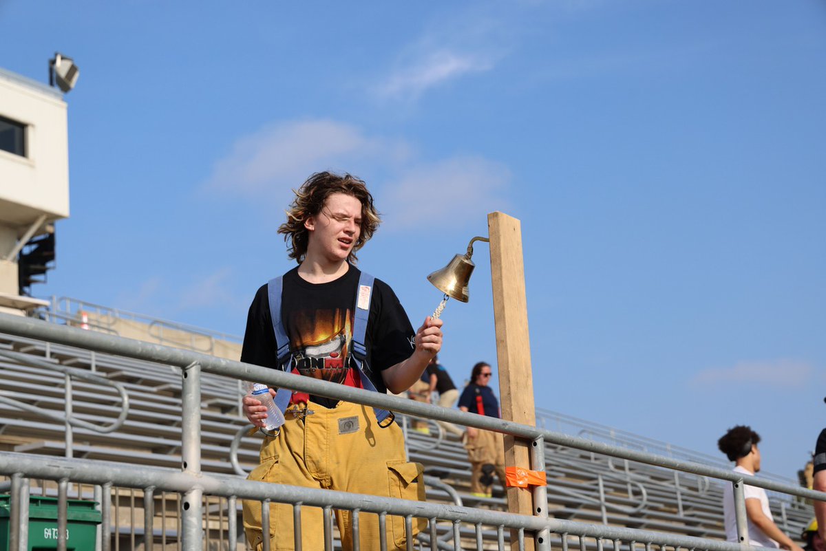 🚒 NDSCS Fire Science students are climbing 2,200 stairs today in tribute to the first responders who ascended 110 floors of the World Trade Center on 9/11.  

Where were you on September 11, 2001? Most of our current students weren't alive, but those of us who were will remember