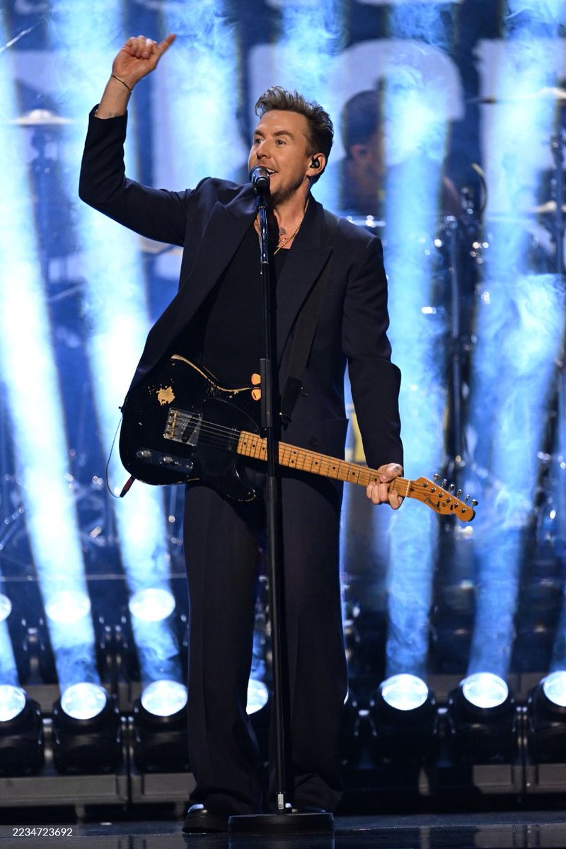 McFLY Circle ⚡️ #TEAMMCFLY tweet media