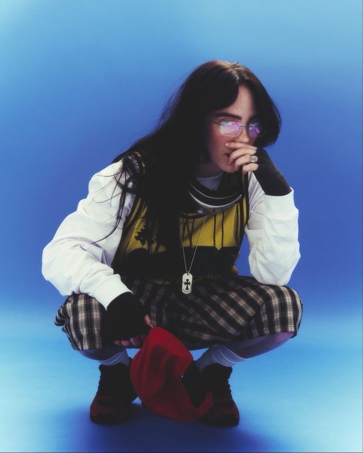 EilishTimes's tweet photo. ‘HIT ME HARD AND SOFT’ becomes the 2nd album by a gen z artist to spend +200 cumulative weeks on the billboard hot 100. https://t.co/CgB5fPdR70