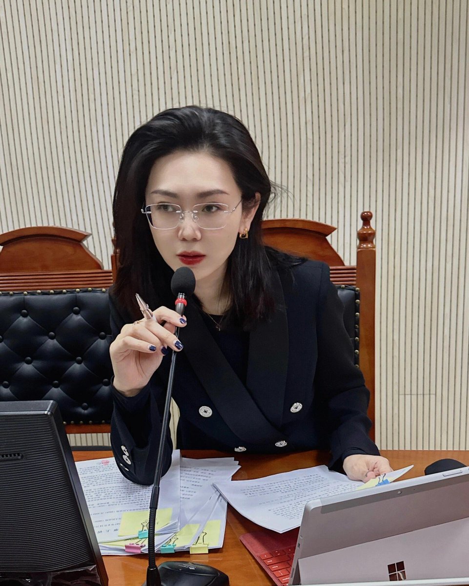 _Lin_Elaine's tweet image. Every moment at work carries meaning each decision, each step, building progress, purpose, and the journey toward something greater #WorkInMotion #SmartDecisions