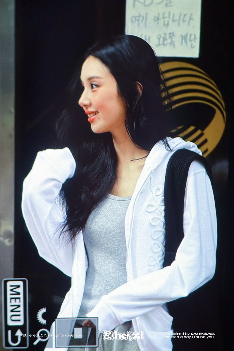 Ethereal_CY tweet media