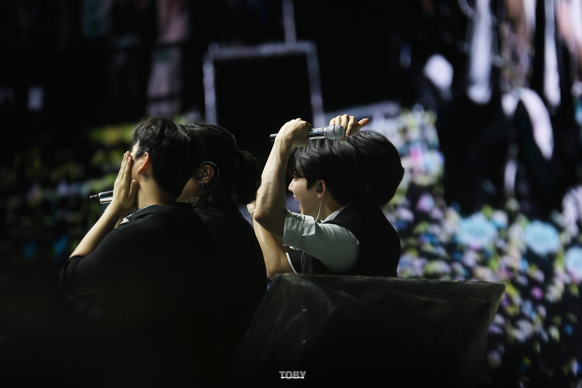 250831 고양 더디케이드

어지간하면 윤도운 팔 보지 마세요 

#도운 #DOWOON