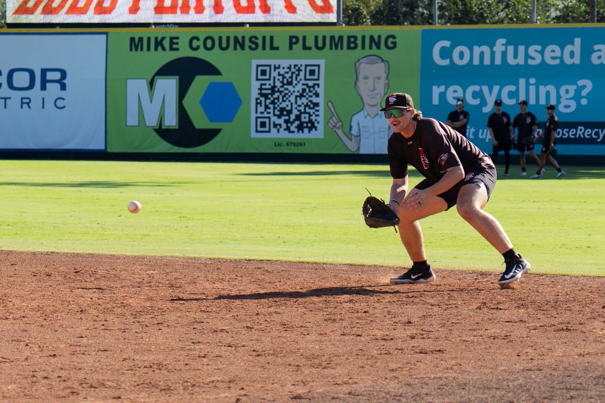 FresnoGrizzlies's tweet image. 🔒in.

Division Playoff Game 2 starts at 6:35p in San Jose. Tune in LIVE at FresnoGrizzlies.com/Listen OR 790 ESPN.