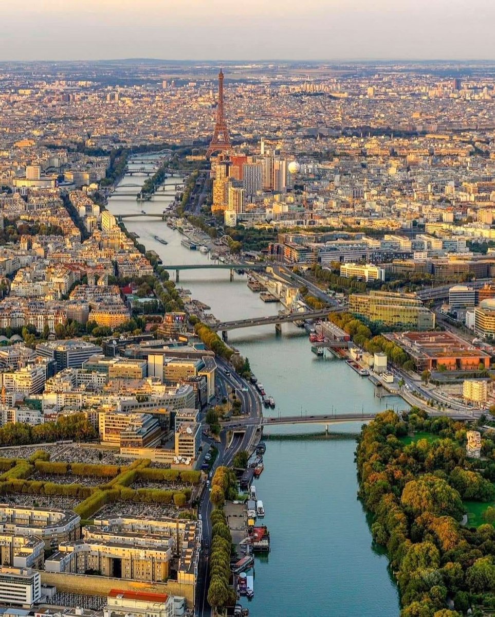 Beautiful city PARIS,