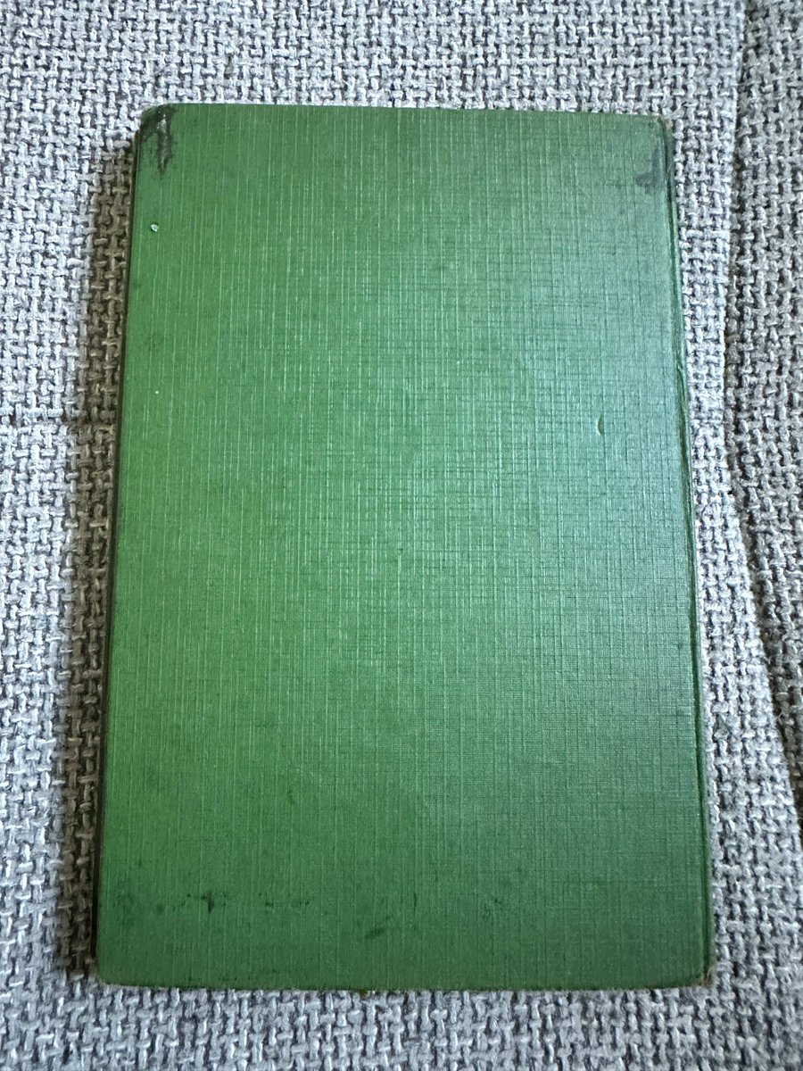 HoneyburnBooks's tweet image. 💖 1948*1st* Brer Rabbit Book - Enid Blyton (Grace Lodge Illust) Latimer House Ltd 💖 by Honeyburn Books (UK)

Starting from 🤑 £5.00 🤑

Shop now 🛍️ at tinyurl.com/2xjj62ts

#1948 #BrerRabbit #BrerRabbitBook #EnidBlyton #EnidBlyton #GraceLodge #LoveEnidBlyton