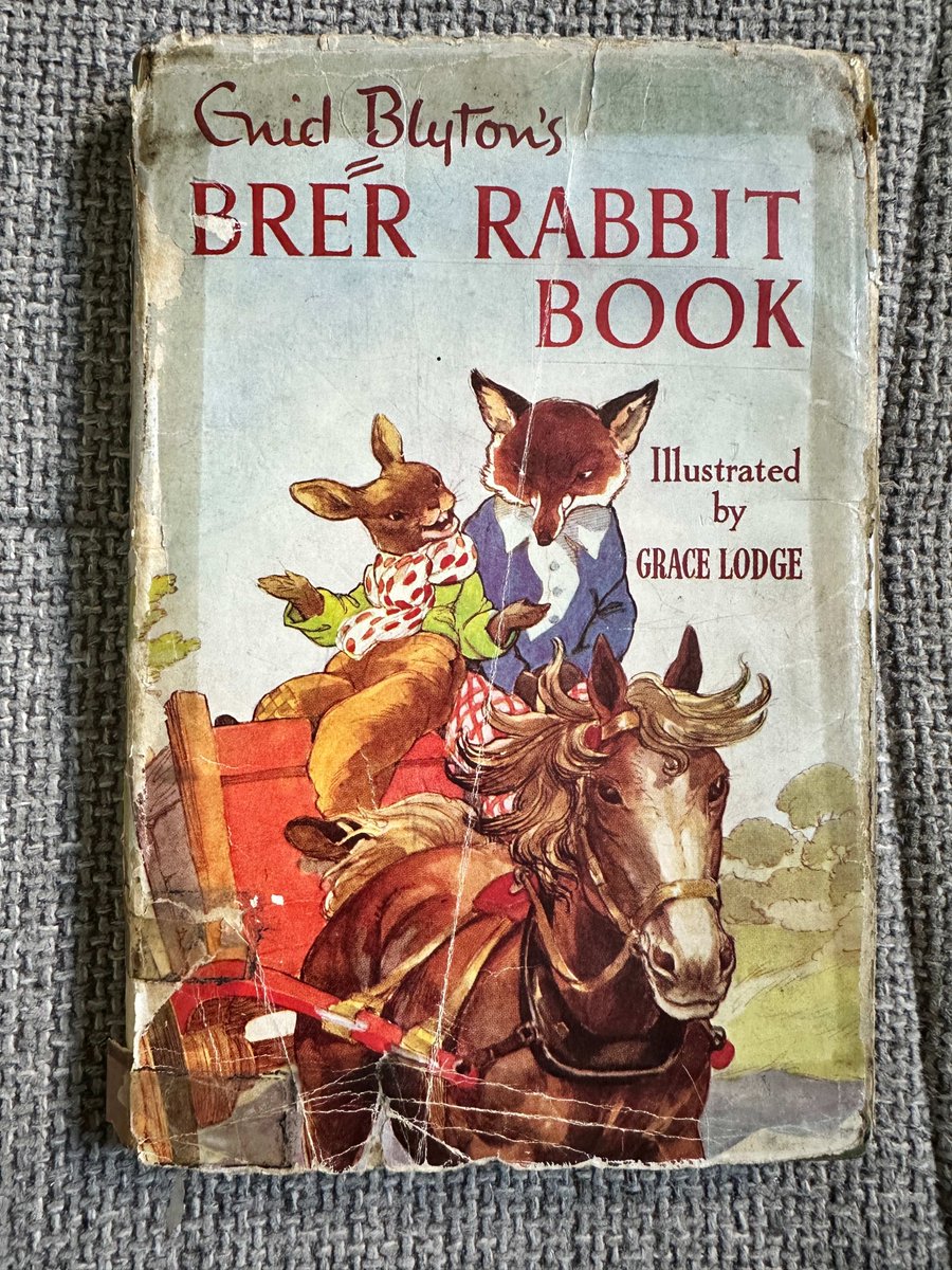 HoneyburnBooks's tweet image. 💖 1948*1st* Brer Rabbit Book - Enid Blyton (Grace Lodge Illust) Latimer House Ltd 💖 by Honeyburn Books (UK)

Starting from 🤑 £55.00 🤑

Shop now 🛍️ at tinyurl.com/27wwuy7q

#1948 #BrerRabbit #BrerRabbitBook #EnidBlyton #EnidBlyton #GraceLodge #LoveEnidBlyton